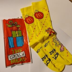 McDonald's Grinch Socks Yellow With Cindy Lou Who And Max And Grinch 2025 Promo